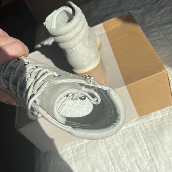 Maurice’s grey Boots - Picture 5 of 5